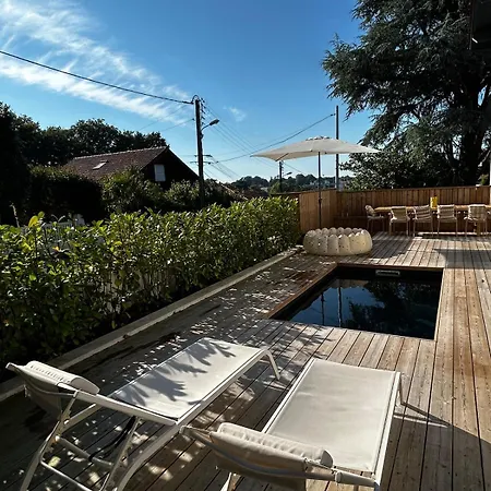 빌라 Avec Piscine Privee Au Calme