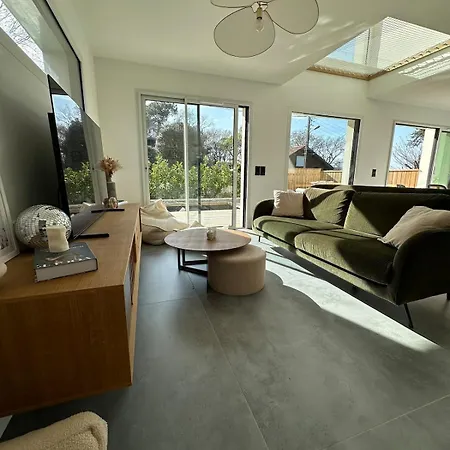 Villa Avec Piscine Privee Au Calme *